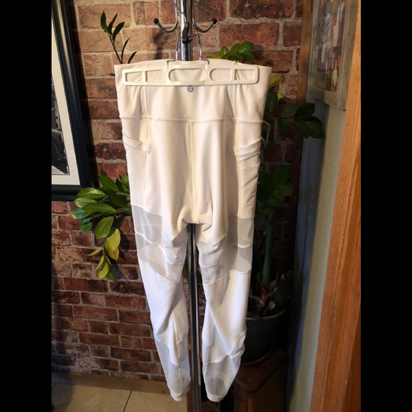 Lulu lemon Forget The Sweat tights size 8 - Picture 2 of 3